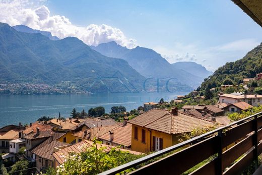 Willa w Oliveto Lario, Provincia di Lecco