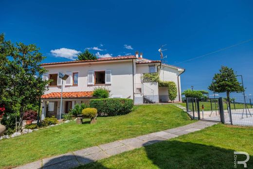 Country House in Pescia, Provincia di Pistoia