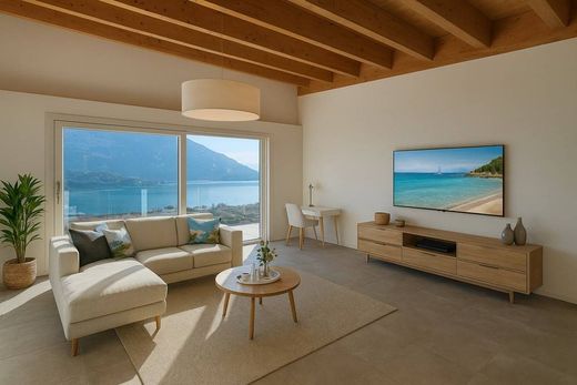 套间/公寓  Domaso, 科莫省