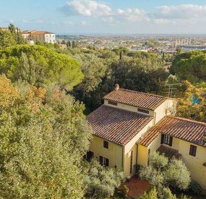 Villa - Pescia, Provincia di Pistoia