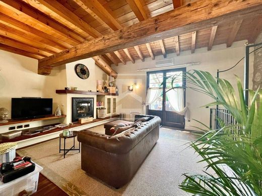 Piso / Apartamento en Desenzano del Garda, Provincia di Brescia