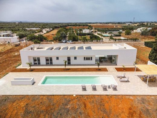 ﻓﻴﻼ ﻓﻲ Carovigno, Provincia di Brindisi