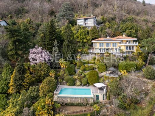 Villa Cannero Riviera, Verbano-Cusio-Ossola ilçesinde