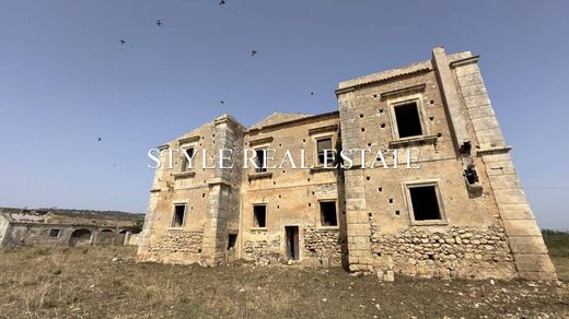 Country House in Syracuse, Sicily