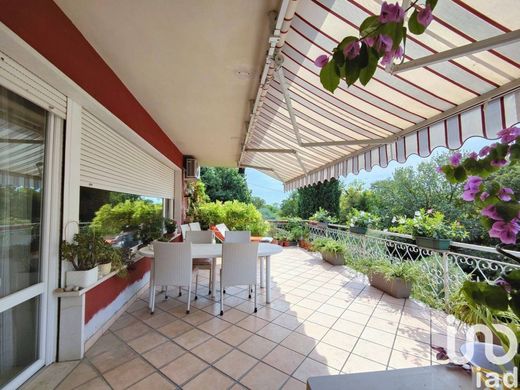 Villa in Bardolino, Provincia di Verona