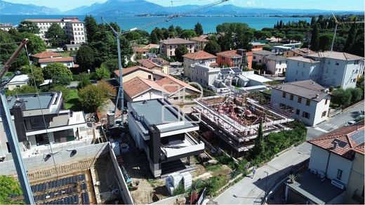 别墅  Desenzano del Garda, 布雷西亚省