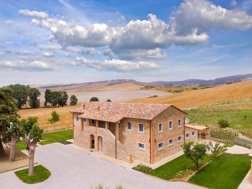 Casale a Pienza, Siena