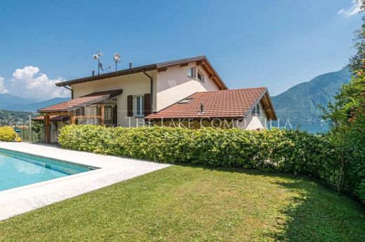 Apartment / Etagenwohnung in Tremezzina, Provincia di Como