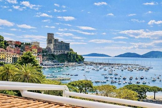 Penthouse Lerici, La Spezia ilçesinde