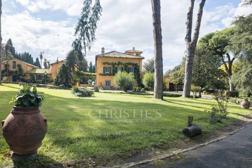 Villa in Marino, Rome