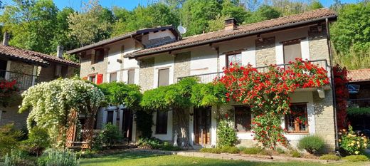 Country House in Canelli, Provincia di Asti