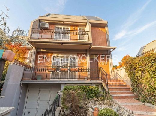 Dom szeregowy w Rzym, Lazio