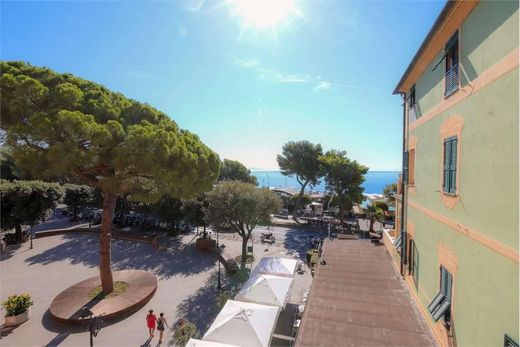 Appartement à Arenzano, Gênes