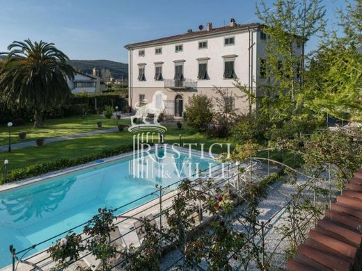 Villa a Pisa, Toscana