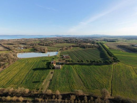 Country House in Castiglione del Lago, Provincia di Perugia