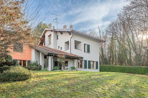 Villa a Missaglia, Lecco