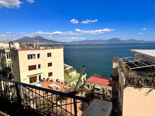 Apartament w Neapol, Napoli