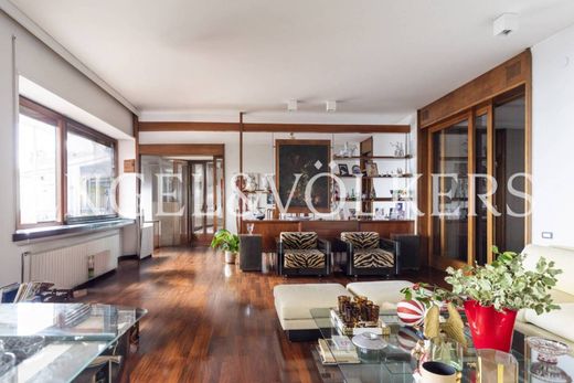 Apartment in Naples, Campania