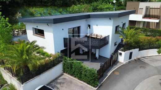 Villa in Padenghe sul Garda, Provincia di Brescia