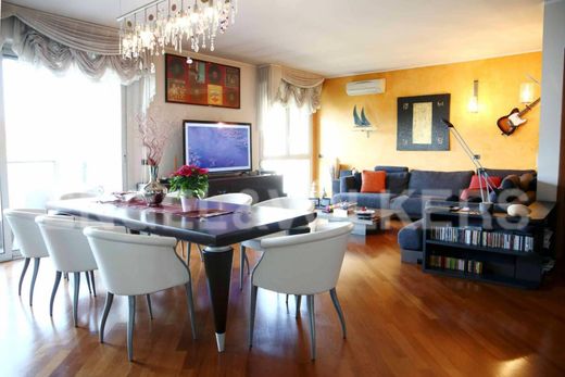 Penthouse in Arese, Milan