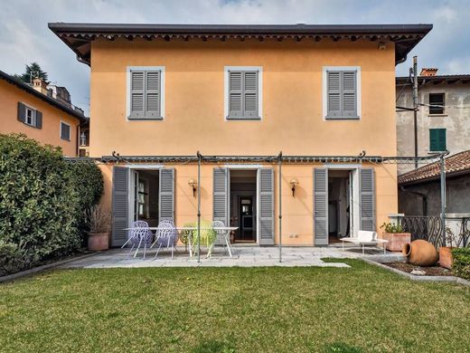 Villa en Como, Provincia di Como