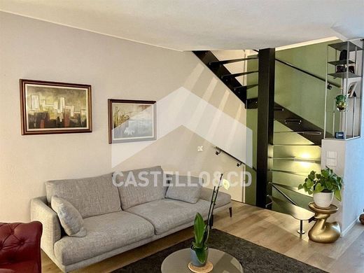 Villa - Polpenazze del Garda, Provincia di Brescia