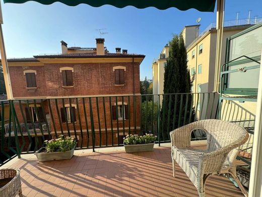 Apartamento - Bolonha, Emilia-Romagna