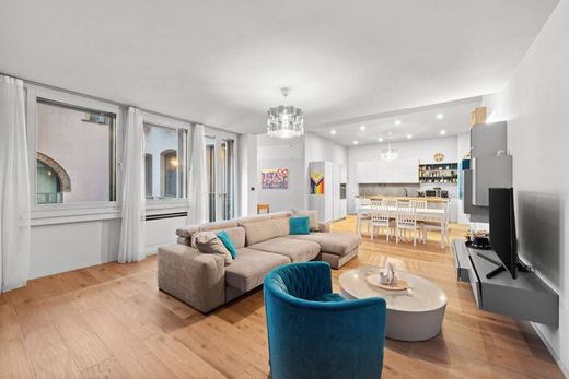 Appartamento a Milano, Lombardia