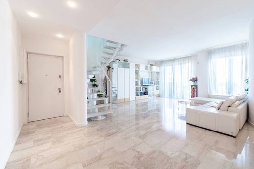 ミラノ, Città metropolitana di Milanoのペントハウス