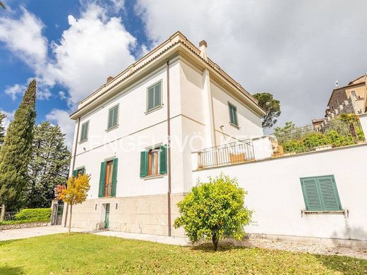 Villa in Fara in Sabina, Provincia di Rieti
