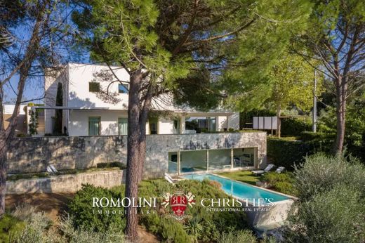 Villa in Vinci, Province of Florence