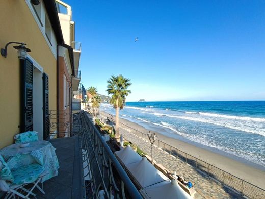 Διαμέρισμα σε Alassio, Provincia di Savona