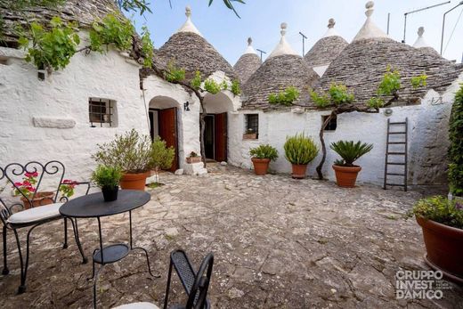 Cottage in Locorotondo, Bari