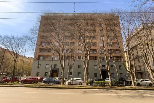 Apartment / Etagenwohnung in Turin, Piemont