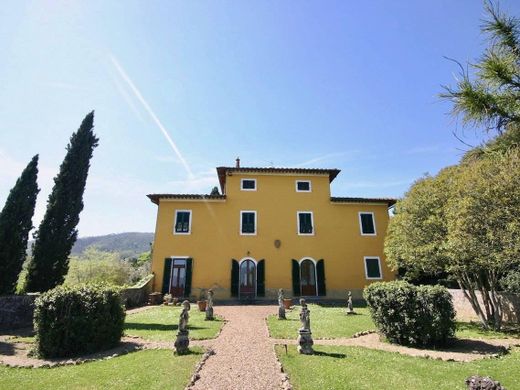 Villa in Serravalle Pistoiese, Provincia di Pistoia