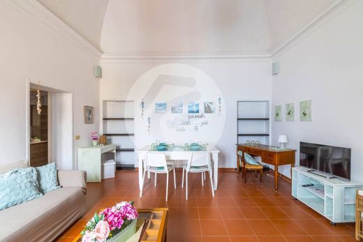 Daire Laigueglia, Savona ilçesinde