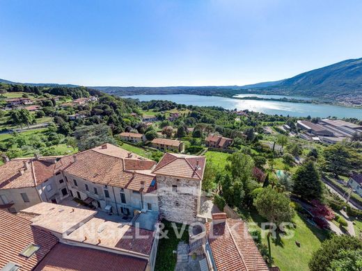Villa a Galbiate, Lecco