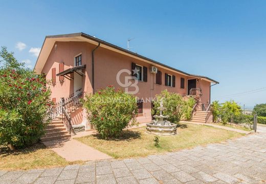 Landhuis in Saludecio, Provincia di Rimini