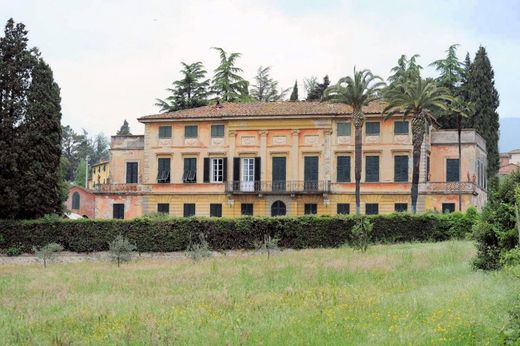 Villa - Capannori, Provincia di Lucca