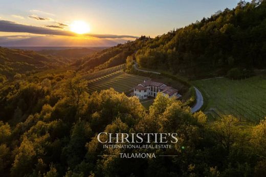 Villa in Serravalle Langhe, Provincia di Cuneo