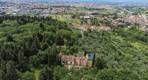 Villa en Prato, Provincia di Prato