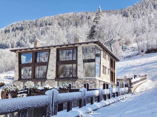 Ponte di Legno, Provincia di Bresciaのペントハウス