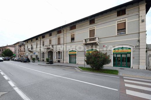 Luxe woning in Brescia, Provincia di Brescia