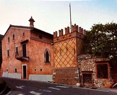 ‏בניין ב  Nuvolera, Provincia di Brescia