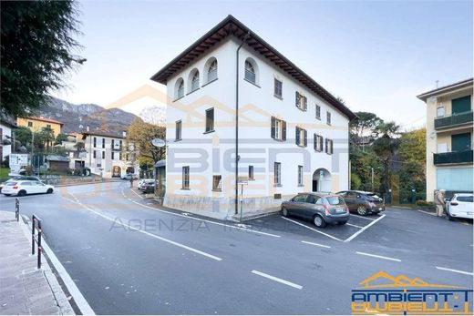 Complesso residenziale a Menaggio, Como