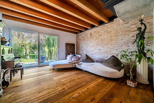 Rijtjeshuis in Carbonera, Provincia di Treviso