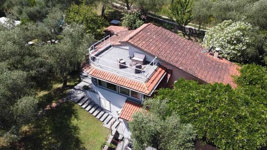 Villa - Camaiore, Provincia di Lucca