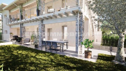 Apartment in Rodengo-Saiano, Provincia di Brescia