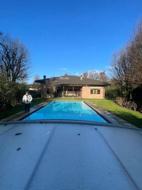 Appartement à Vizzolo Predabissi, Milan