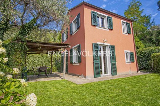 Villa Framura, La Spezia ilçesinde